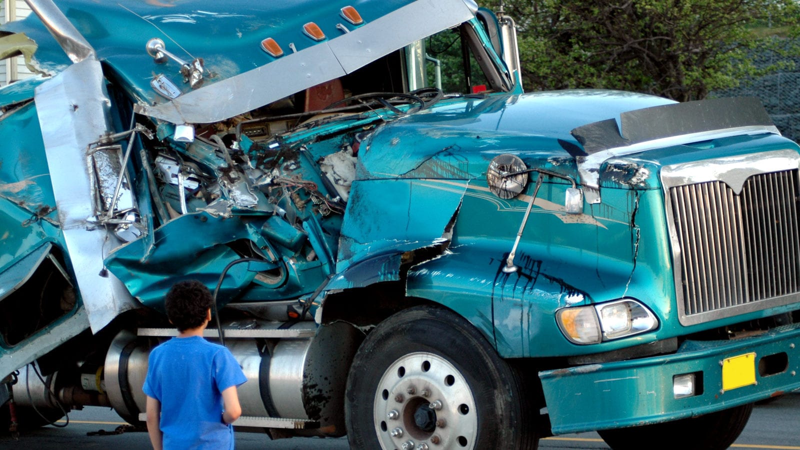 How To Protect Yourself After A Big Truck Accident Stewart Bell Pllc 5030